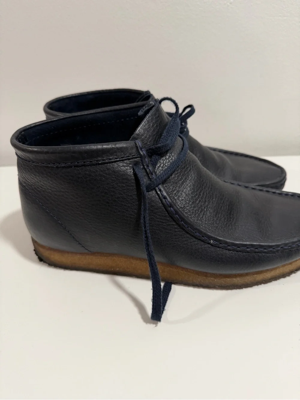 Men's Navy Leather clarks Wallabee Boots